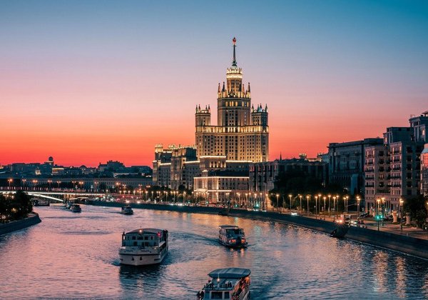 «Огни небоскребов»: аудиогид для речной прогулки по Москве-реке