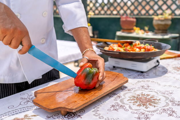 Фото экскурсии - Паэлья и морепродукты: мастер-класс на крыше с видом на порт - 1