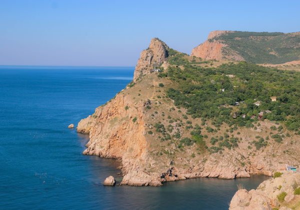 Балаклавские истории с прогулкой на катере и купанием в открытом море - фото 3