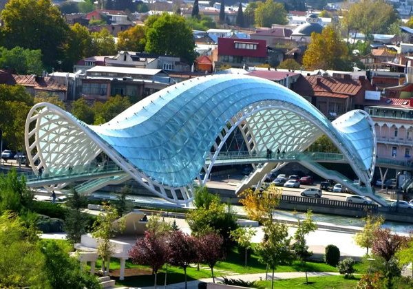 Прогулка по душе города: Тбилиси с любовью - фото 2