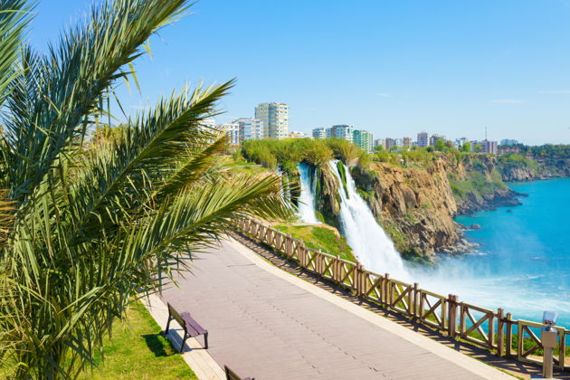 Фото экскурсии - Тур в Анталью — старый город, архитектура и водопад Дюден - 2