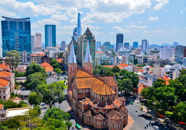 Экспресс экскурсия по центру города Хошимина (Сайгон) на автомобиле - фото 1