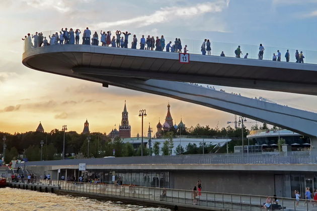 Фото экскурсии - Прогулка по центру Москвы с легендарным мороженым из ГУМа и увлекательными историями - 7