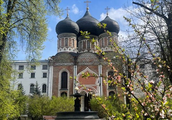 Измайловский остров — парадная резиденция русских царей или рабочий городок имени Баумана - фото 1