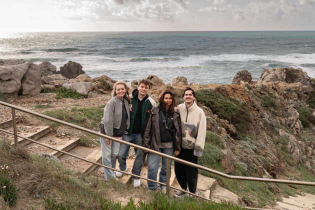 Фото экскурсии - Мафра: королевский дворец, музей-деревня с бабушкиной атмосферой и пляжи Эрисейры - 6