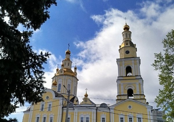 Сквозь пепел веков. Утраченные и возрождённые святыни.