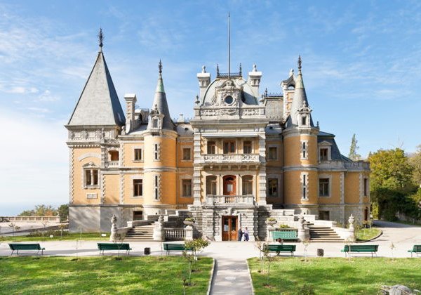 Личный гид к Вам в авто - Массандра: дворец, вино и морская прогулка - фото 4