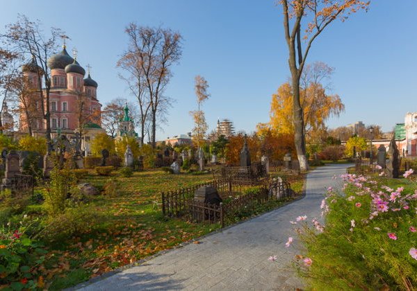Некрополь Донского монастыря: авторская экскурсия - фото 1