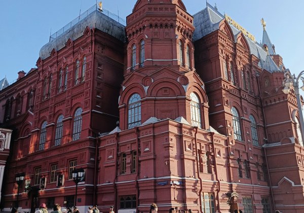 От Большого театра до Святого Владимира: прогулка по центру Москвы