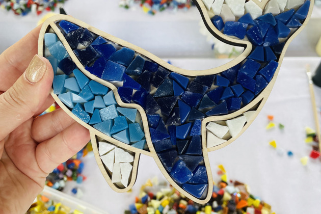 Фото - экскурсия: Мастер-класс по мозаике из смальты для взрослых и детей