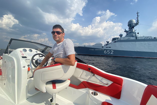 Фото экскурсии - Просмотр военных кораблей в День ВМФ с борта индивидуального катера - 2