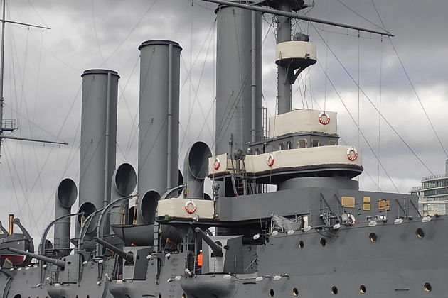 Фото экскурсии - Обзорная экскурсия по Санкт-Петербургу с посещением крейсера Аврора - 15