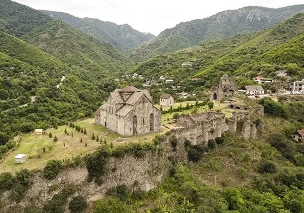 Экскурсия по монастырям Ахтала, Ахпат и Монастырскому комплексу Санаин