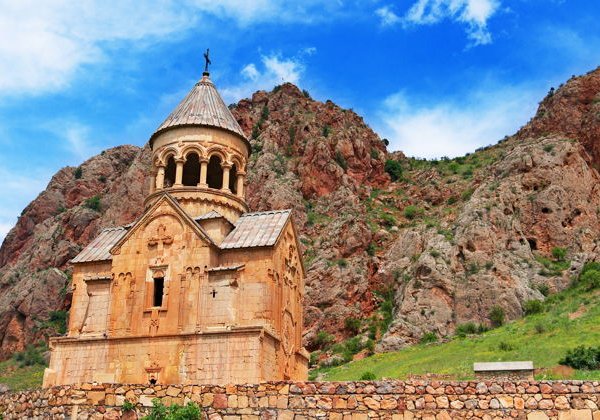 Хор Вирап Монастырь, Нораванк, Джермук, Пещера Арени и Винодельня - фото 2