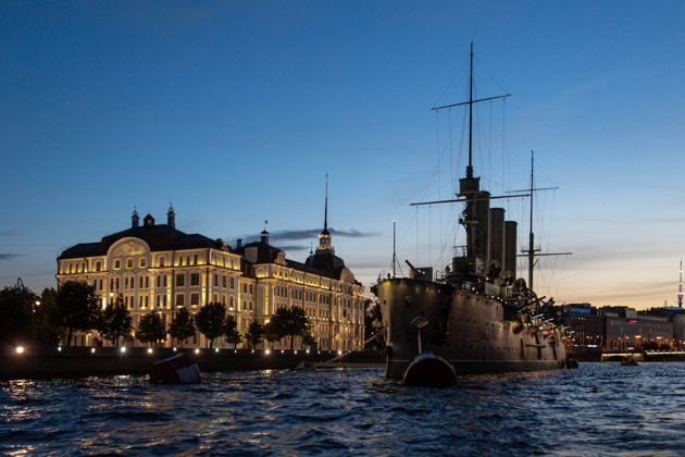 Фото - экскурсия: Финский Залив. Развод 4-х мостов. На двухпалубном теплоходе