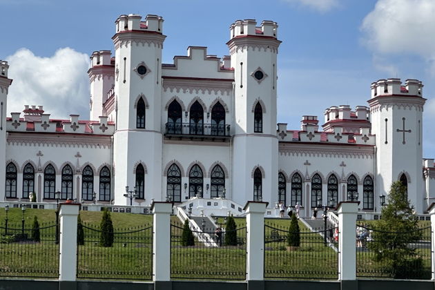 Фото экскурсии - Трансфер из Бреста в замки Несвижа, Мира, Коссова и обратно или в Минск  - 3