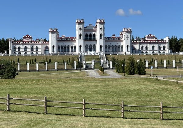 Трансфер из Бреста в замки Несвижа, Мира, Коссова и обратно или в Минск  - фото 2