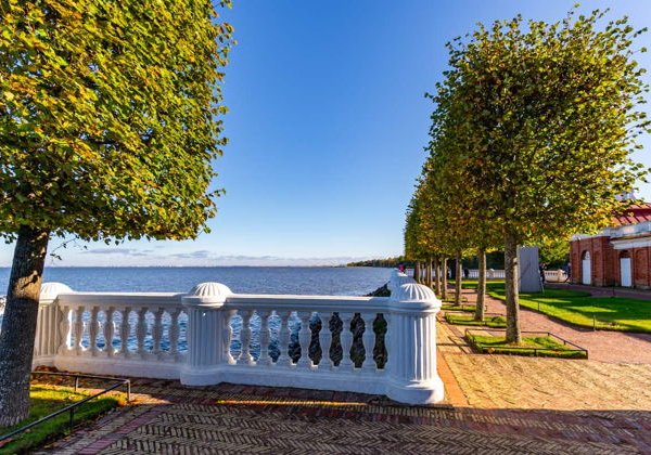 В Петергоф по воде: «Метеор» + фонтаны в мини-группе - фото 2