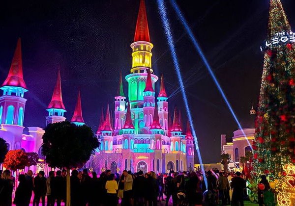 Поездка из Сиде на ночное шоу в Turkish Disneyland (Land of Legends). - фото 1