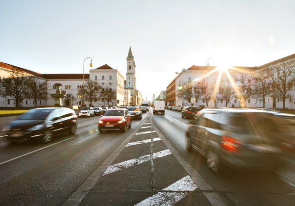 Главное в Мюнхене: на Tesla по ключевым местам истории и культуры