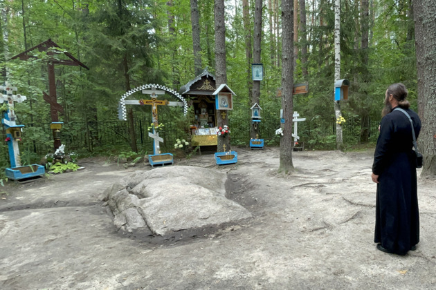 Фото - экскурсия: За тихой молитвой на дальний камень батюшки Серафима