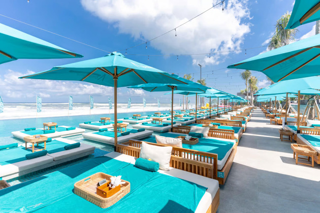 Фото - экскурсия: Входной билет в Atlas Beach Club Bali (с депозитом на питание и напитки)