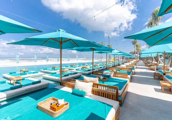 Входной билет в Atlas Beach Club Bali (с депозитом на питание и напитки)