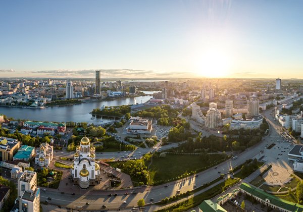 От Екатеринбурга до Ёбурга через Свердловск: обзорная экскурсия