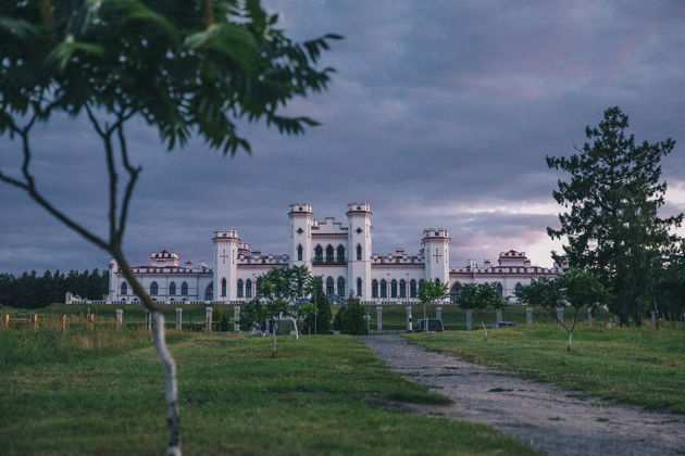 Фото экскурсии - Трансфер из Бреста в усадьбу Пусловских (Коссовский замок) и обратно - 5