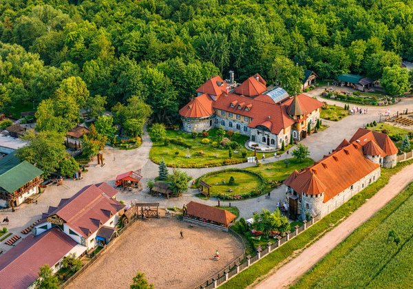 Трансфер из Гродно в Коробчицы и обратно. Комфортное путешествие в сердце белорусской культуры и истории