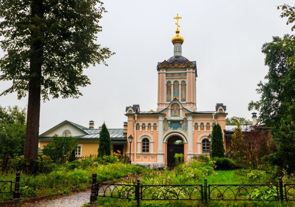 Козельск, Шамордино и Оптина Пустынь: литературный тур по великим местам - фото 1