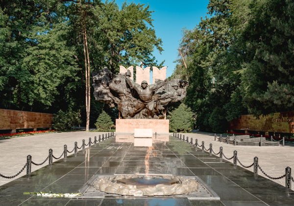 Пешеходная экскурсия по Алматы: история, стиль, атмосфера - фото 3
