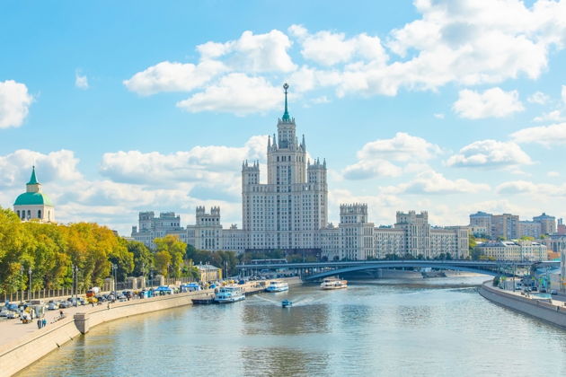 Фото экскурсии - Прогулка по центру Москвы от причалов Воробьевы горы и Нескучный сад - 7