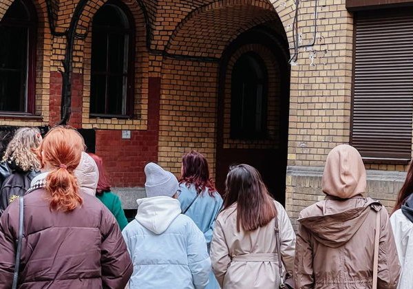 Секреты Петербургского дома: историческая барская квартира с посещением дворов и парадных  - фото 4