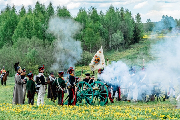 Фото - экскурсия: Погружение в историю: экскурсия по Бородинскому полю с участием в фестивале "Наука побеждать"