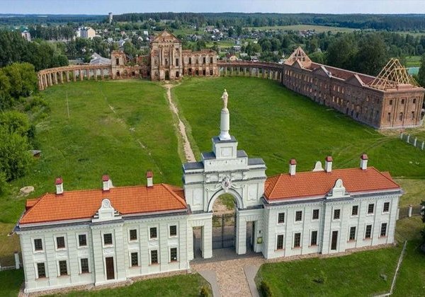 тур на BMW 5 : Гродно  —Ружаны - Коссово - Жировичи-Храм святого Архангела  - фото 1