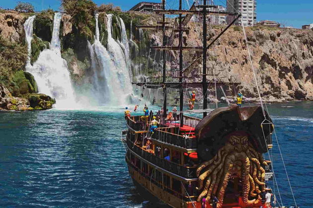 Фото экскурсии - Прогулка на пиратской яхте в Анталии (Водопад Дюден) - 5
