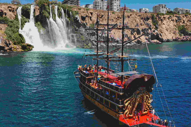 Фото - экскурсия: Прогулка на пиратской яхте в Анталии (Водопад Дюден)