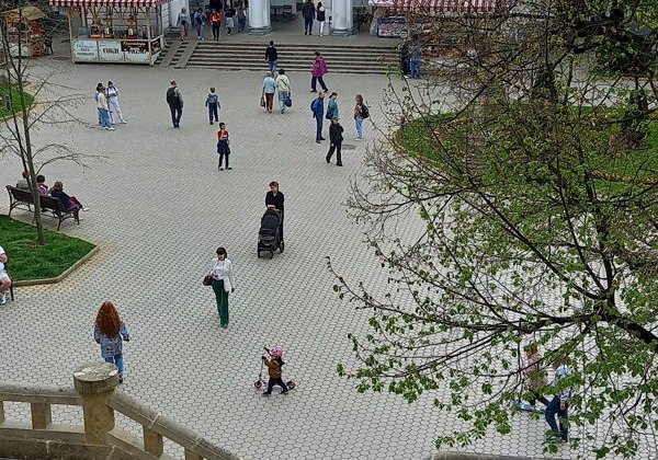 Город Солнца и Нарзана: прогулка по исторической части города и парку - фото 1