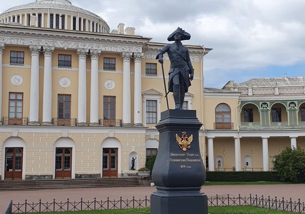 Гатчина и Павловск: летние резиденции Павла I