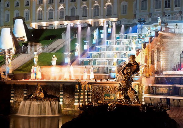 Праздник закрытия фонтанов в Петергофе 20 и 21 сентября 2025 года - фото 4