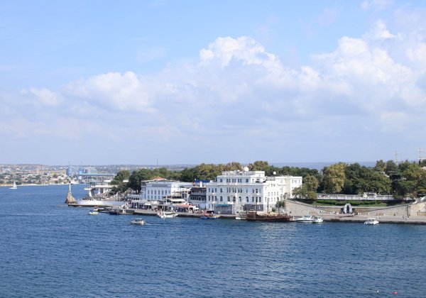 Морская прогулка по бухтам Севастополя