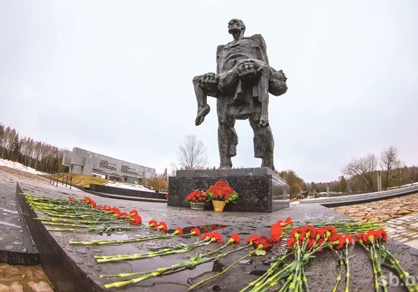 Хатынь — память о трагедии белорусского народа