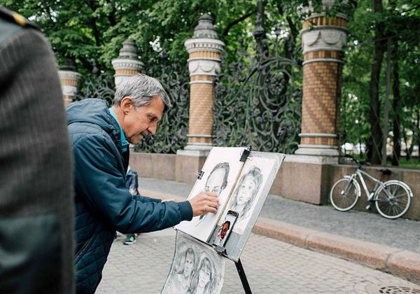 Спас на Крови: о храме, императоре и зданиях вокруг - фото 1