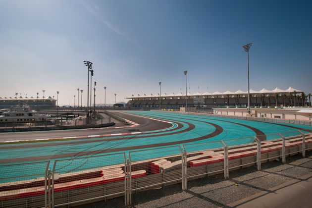 Фото экскурсии - Абу-Даби: Опыт вождения гоночного болида Formula Yas 3000 (на английском) - 6