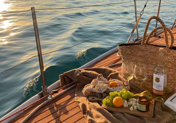 Утренняя морская прогулка на парусной яхте - фото 3