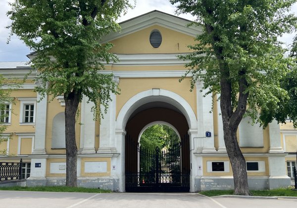 Квест-экскурсия «Призраки Немецкой слободы»