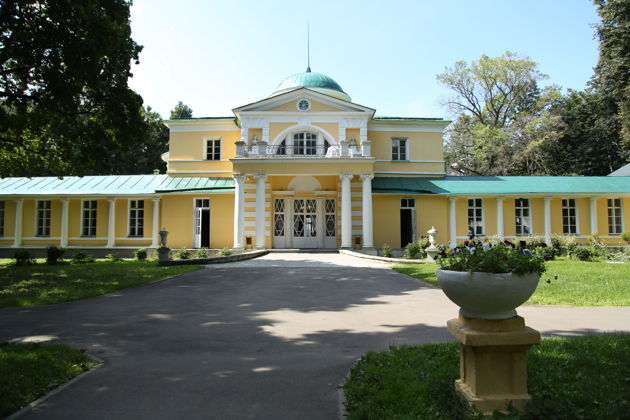Фото экскурсии - Кинопрогулки по старинным усадьбам: Середниково и Братцево - 5