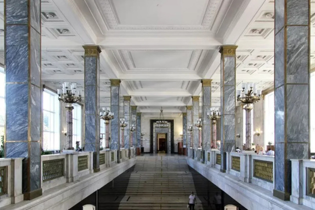 Фото - экскурсия: Загадки города книг. Прогулка по библиотеке имени Ленина