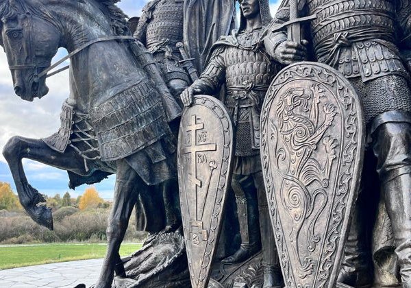 Экскурсия к мемориалу Князь Александр Невский с дружиной - фото 1